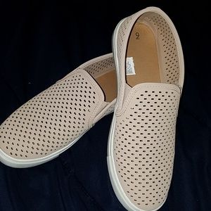 ***Last Chance***Slip on shoes